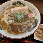 Chuuka Soba Waduki - ワンタン麺とトッピングメンマ