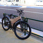 Chuuka Youshokushokudou Ayuta - 何このモノコックフレームの自転車 !