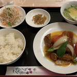 鴻華園 - 酢豚定食