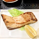 十八番 - ぶり塩焼き。