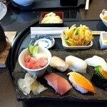 ゆず庵 - 冬上寿司御膳 (税込1639円)1/2