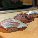 天史朗鮨 - 握り（春子鯛、アジ、コハダ）