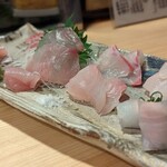 天史朗鮨 - 春子鯛、イサキ、カンパチ、真鯛、石鯛、ウスバハギ、ヒラメ