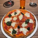 RAFFINATO Pizzeria - マルゲリータ