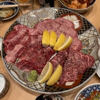 神戸焼肉 金虎 - 