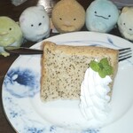 雪詩慕雲 - 紅茶のシフォンケーキ。