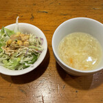 川菜館 - サラダとスープ