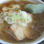 味乃家 魚野川 - 激震ラーメン(チャーシュー半分)(780円)