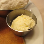 スラッピーケークス - ホイップバター