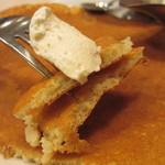 スラッピーケークス - バターミルクパンケーキ　カット