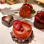 ERUTAN RESTAURANT BAR - 