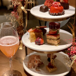 ERUTAN RESTAURANT BAR - 