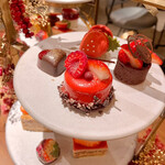 ERUTAN RESTAURANT BAR - 