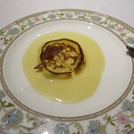 レストラン ラフィナージュ - 白海老とじゃが芋のクレープ（カット済）