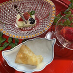 Ginza Rokusantei - ランチブッフェ？生クリームが果物に付き、ぐちゃぐちゃのデザート