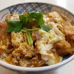 美富士 - かつ丼のアップ