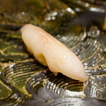 にぎり鮨 一五〇 - 超熟成石鯛（おすすめ）