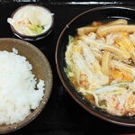 Tsukimi Oomachi Ten - 玉子とじうどん＆ご飯