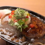 鶏太郎 - 和風煮込みハンバーグ