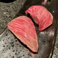 個室 和牛焼肉 吟 難波店 - 
