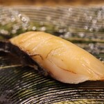 にぎり鮨 一五〇 - 藁焼き寒さわら