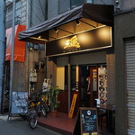 ラーメン 三亀 - お店