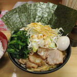 ラーメン 三亀 - 特三亀ラーメン 1000円＋白髪ネギ200円