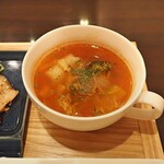 ATSUMI食堂 - 信州三元豚 太郎ぽーく 味噌漬け定食に付くスープ