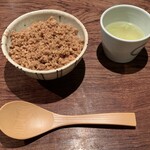 鳥たけ - そぼろご飯・地鶏のスープ