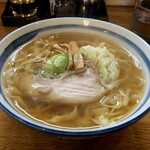 ラーメン恵比寿屋 - ネギとメンマとチャーシューのみのシンプルなラーメン