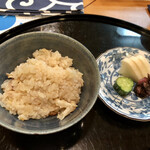 日本料理菊哉 - シメの鯛ご飯。タイミングあわせて土鍋で炊いてくれました♪