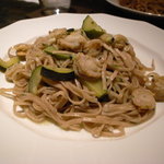 カメレオン - 帆立とズッキーニのアンチョビソース