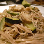 カメレオン - 帆立とズッキーニのアンチョビソース