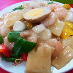 皆楽園 - 海老上海麺(850)は海老の匂いが気になる