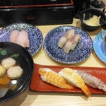 Heiroku Sushi - お寿司いろいろ