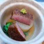 日本料理 TOBIUME - 壱岐牛のシャトーブリアン。牛スジで炊いた大根とお出汁。和風に仕上げたお肉が重くなくてよし。