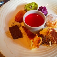 スミレオオサカ - 