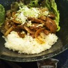 肉バル Sow  - 焼肉丼 880円