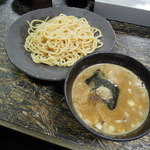 渕 - つけ麺(並、太麺)