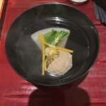 銀座 しのはら - 淀大根と鶉のつくねのお椀