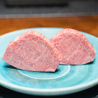 焼肉牛印 銀座店 - 名物シャトーブリアンステーキサンド