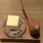 ラチュレ - 美味しいバターと鳥のバターナイフ