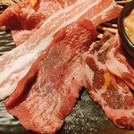 近江うし 焼肉 にくTATSU - 