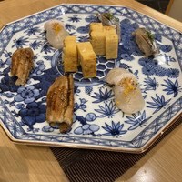 やま中・本店　鮨と日本料理　 - 