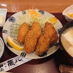 とんかつ藤よし 山王店 - カキフライ定食、具だくさん豚汁