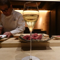 肉屋 田中 - シャンパングラスからスタート
