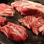 焼肉ホルモン 風土. - ジンギスカンミネラル羊盛り合わせ（ヒレ、サーロイン、前足、後足、肩ロース）