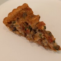 シトロニエ - 胡桃ときのこのキッシュ