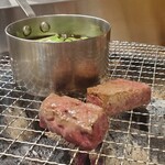 ツラとキモ 炭火焼肉 いわしげ - 