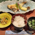 Washoku Kodaira Ichiryuu - 定食はちょっと松花堂テイスト